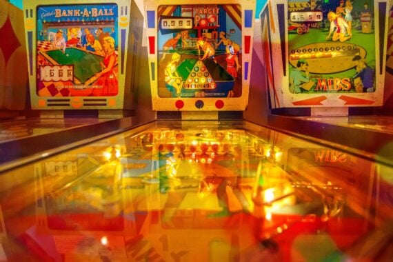 Pinball arcade games