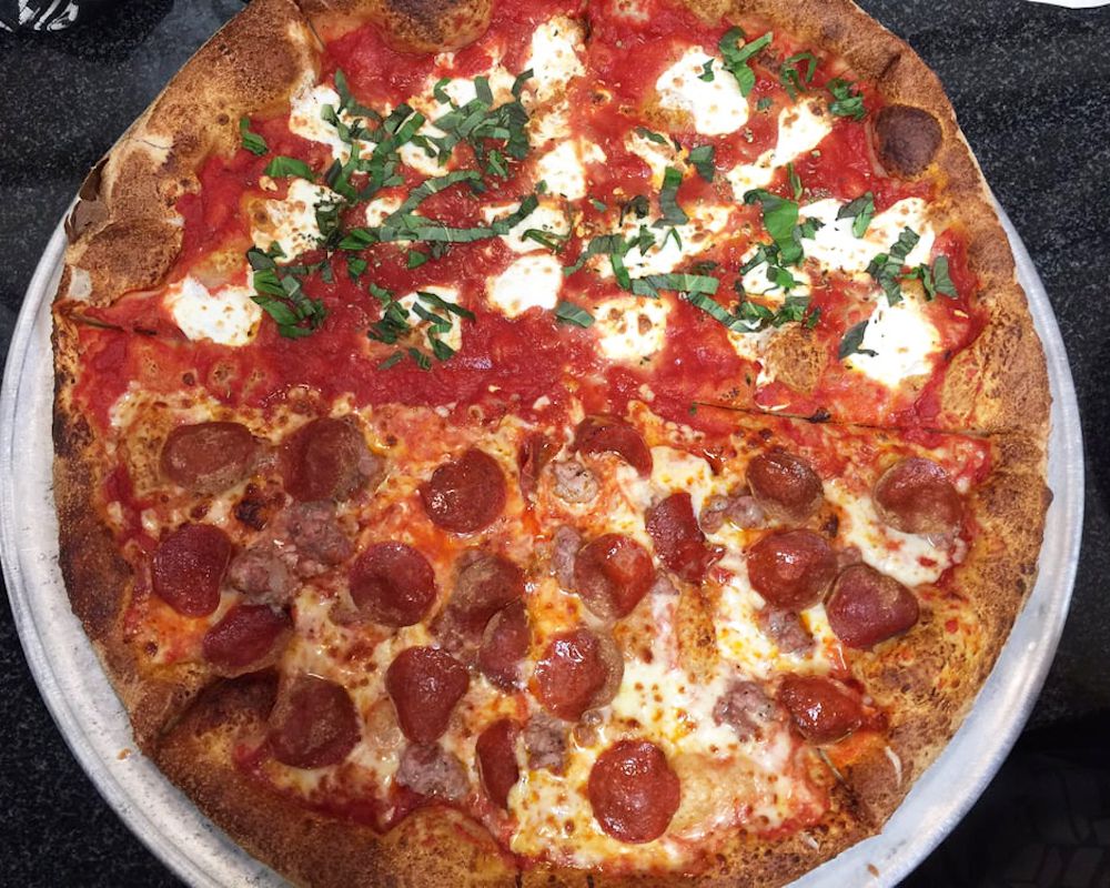 Ernestos Pizza Boston