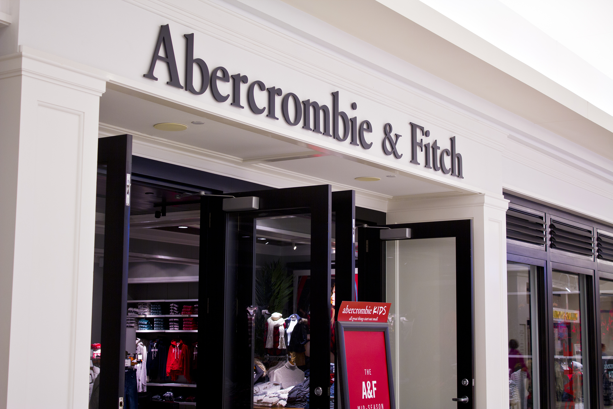 Front exterior of Abercrombie & Fitch, Indianapolis, front doors opened