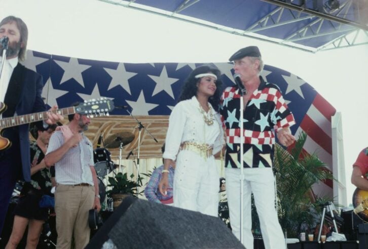 American singer-songwriter and actress La Toya Jackson and American singer and songwriter Mike Love as The Beach Boys perform at their annual Fourth of July concert, at the Washington Monument grounds in Washington DC, 4th July 1984. American musician, si