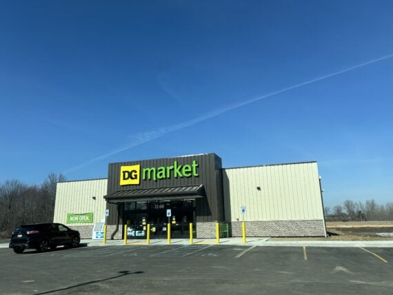 DG Market storefront