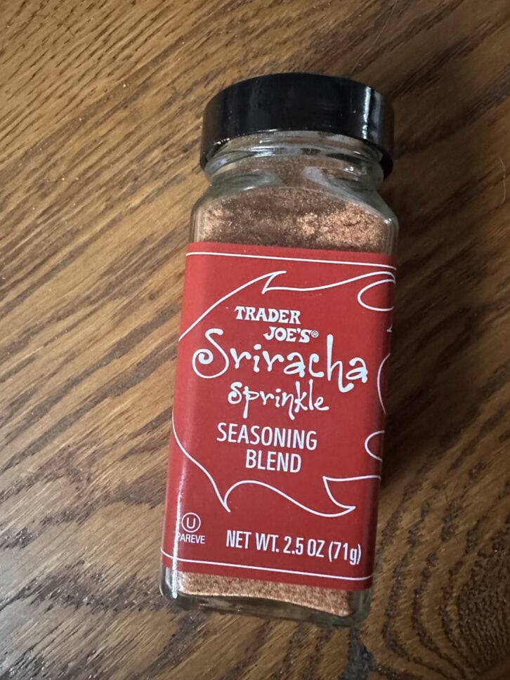 a jar of Sriracha Sprinkle Seasoning