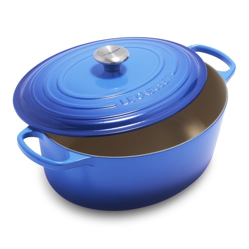 Le Creuset Signature Oval Dutch Oven