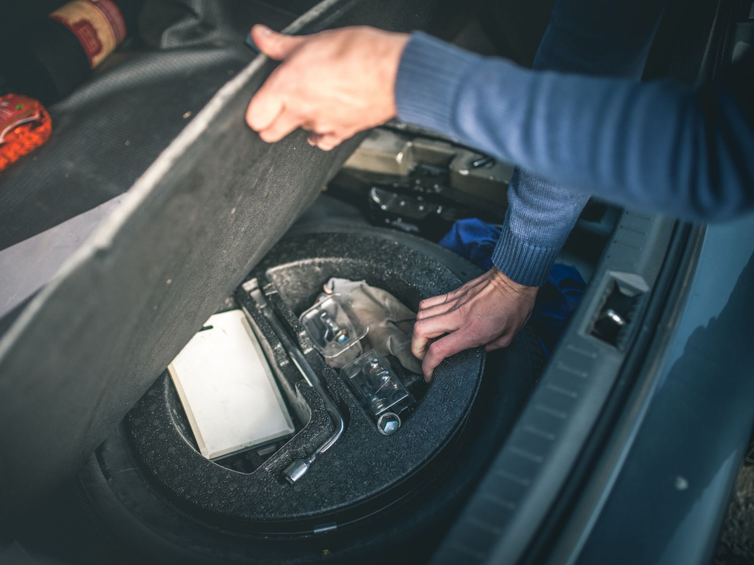 Man changing a tire