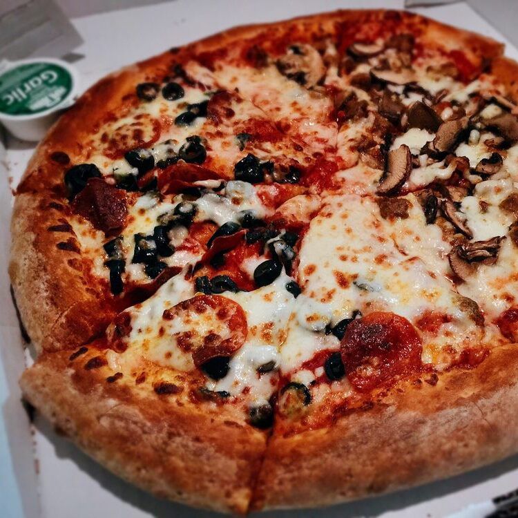 Papa John Width 800