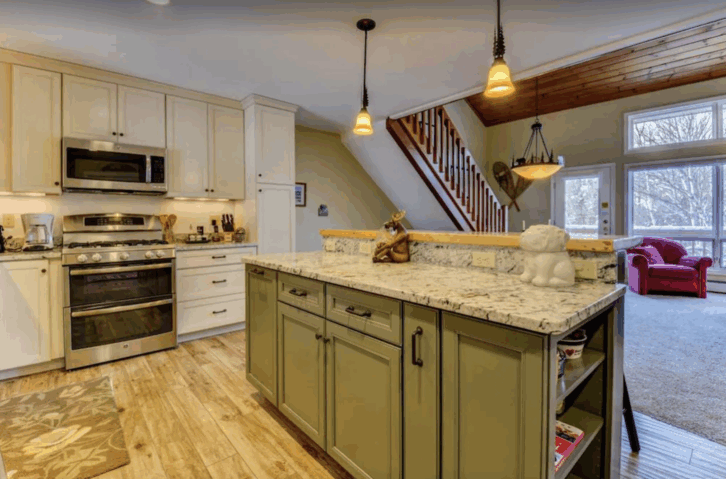 Ski Airbnbs in Bretton Woods