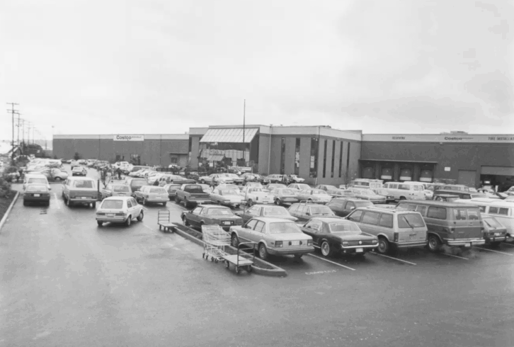 The First Costco Wholesale