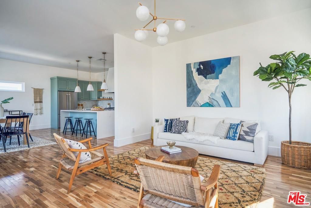Spanish Eclectic: A Peek Inside