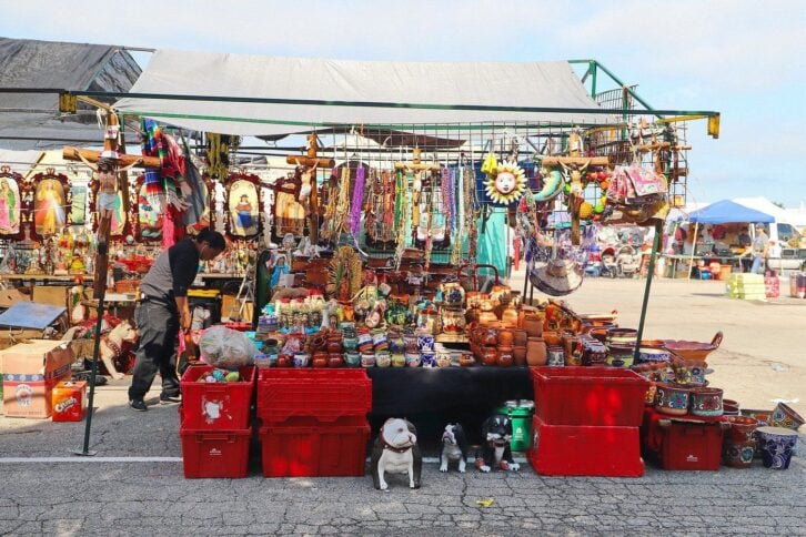 Traders Village, Texas