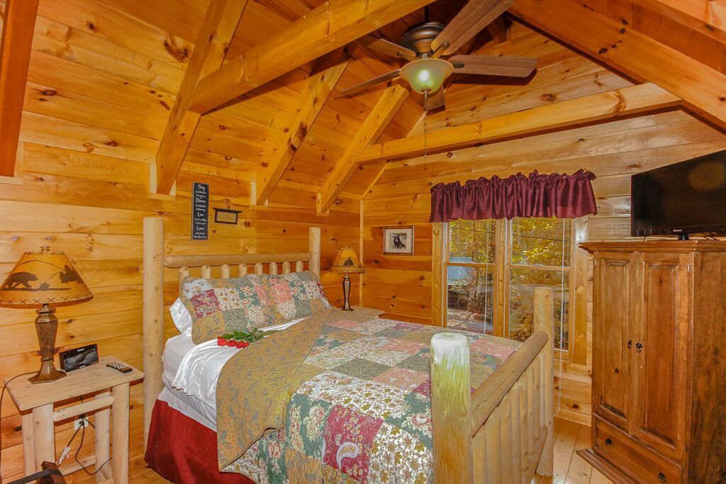 The Bearrrific Cabin: More
