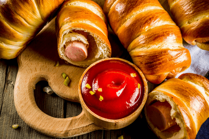 pretzel hot dog