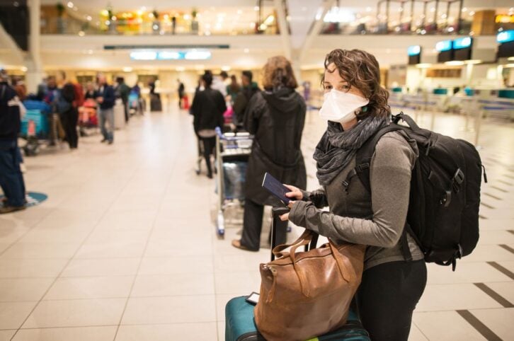 boarding flight with mask