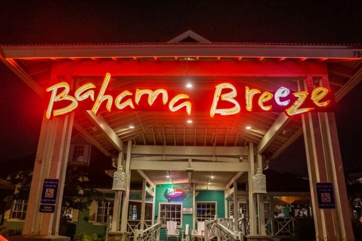 Kennesaw, GA - July 12th 2019: Exterior photos at night of Bahama Breeze - Tropical island beach themed American chain restaurant with Caribbean inspired seafood. Outside of building.