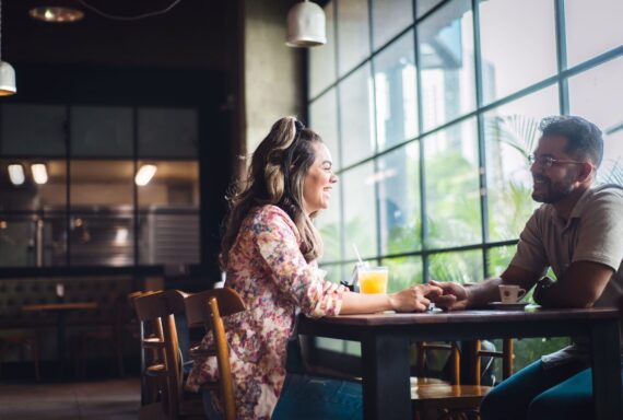 Passionate, couple, talk, restaurant, table.