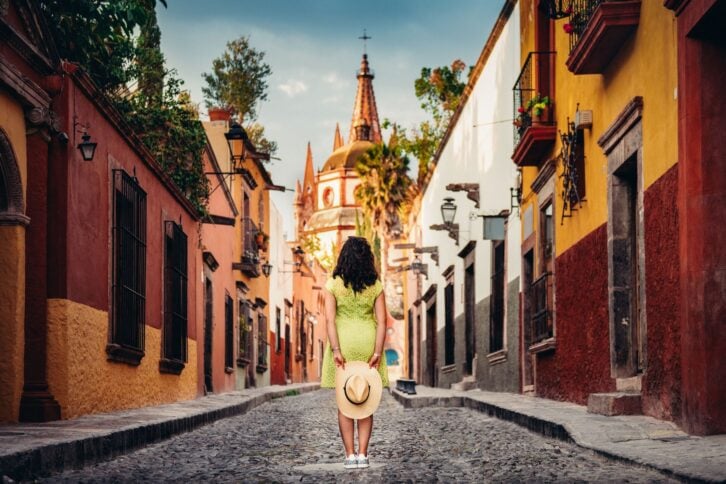 Grilfriends visiting San Miguel de Allende in Guanajuato State, Mexico.
