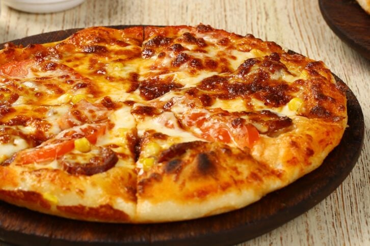Pizza, Margharita Pizza, Olive, Table, Dinner