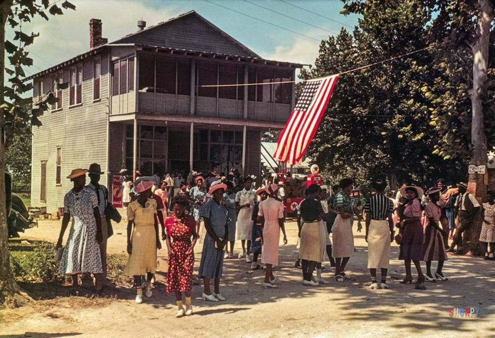 A 4th of July celebration. St. Helena Island, South Carolina. July 4, 1939.
