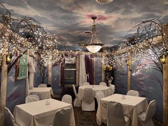 a restaurant dining room