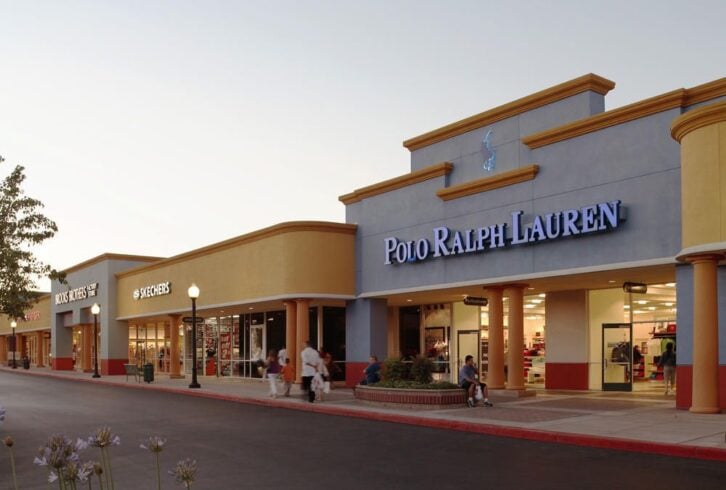 Gilroy Premium Outlets/Yelp
