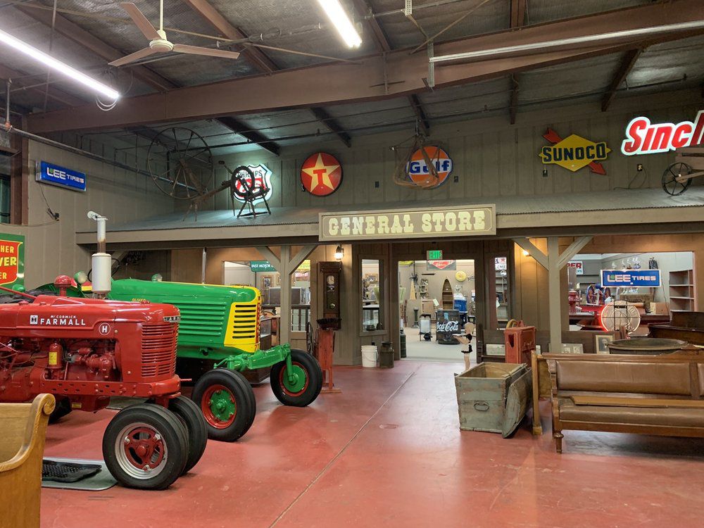 Centerville Antique Mall, Centerville, Indiana