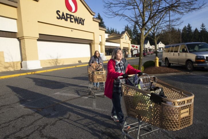 seniors shopping at Safeway during coronavirus