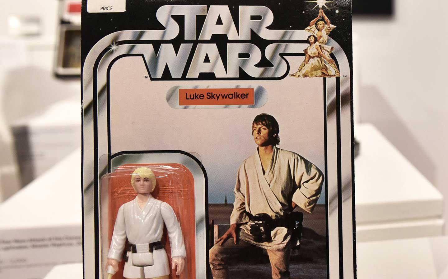 Star Wars Luke Skywalker action figure