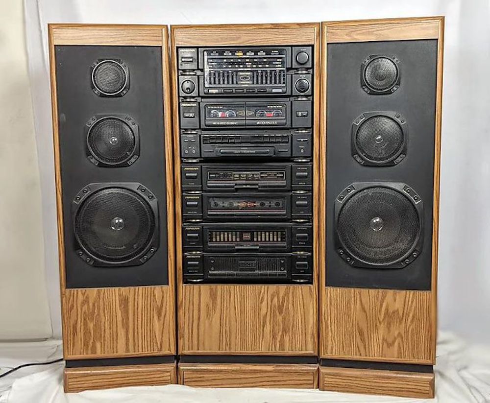 Old Stereo Sound System