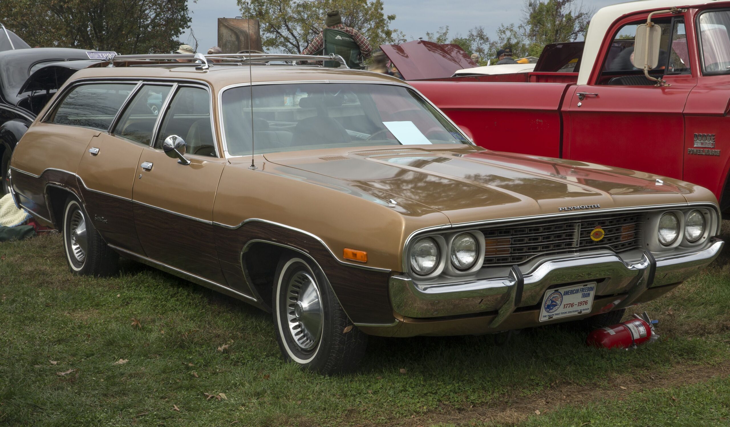 1972 Satellite Regent station wagon
