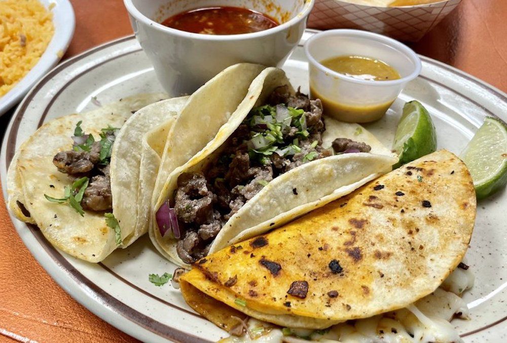La Enchilada Tacos