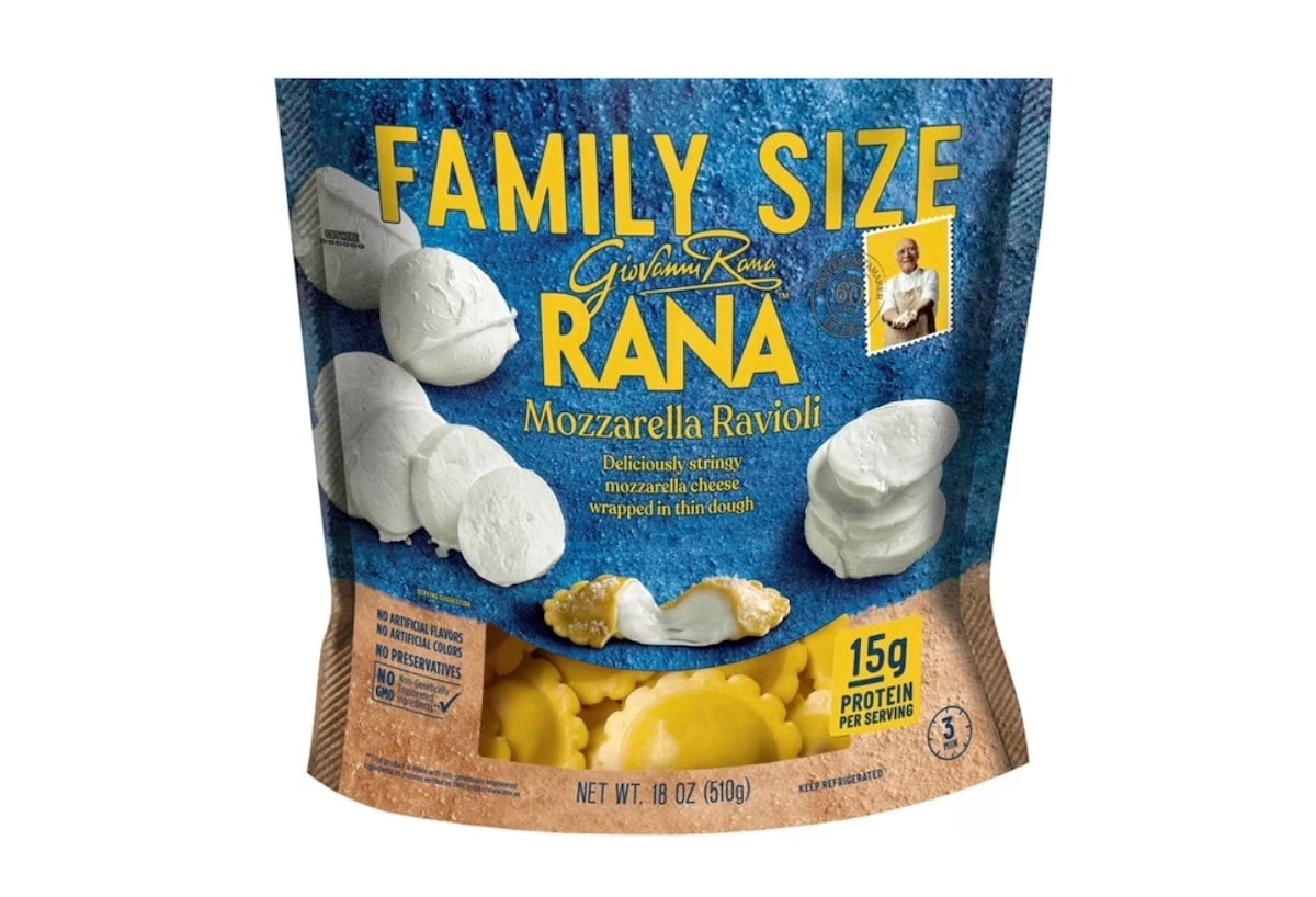 A Family Size bag of Giovanni Rana Mozzarella Ravioli, featuring images of mozzarella cheese, ravioli pieces, and nutritional info stating 15g protein per serving. The net weight is 18 oz (510g).