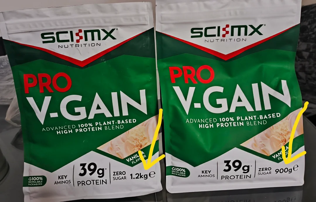 Two bags of SCI-MX Nutrition Pro V-Gain vanilla protein powder are shown. The left bag is 1.2 kg and the right bag is 900 g, both marked with yellow arrows pointing at their weight labels.